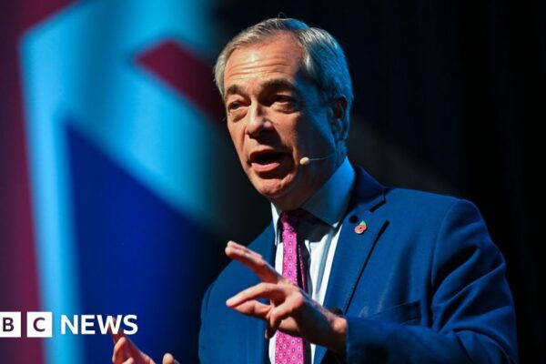 Trump crew hostile to Chagos deal, claims Nigel Farage