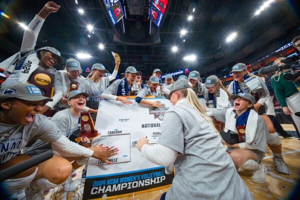 Mruzik, Penn State overpower Louisville to win NCAA volleyball title