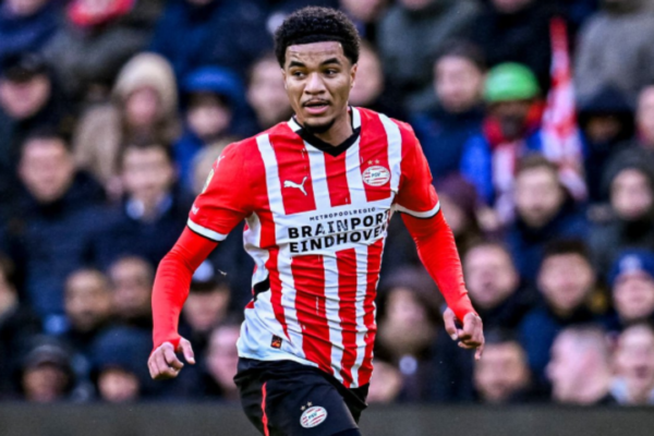 Malik Tillman scores in PSV’s win over Feyenoord