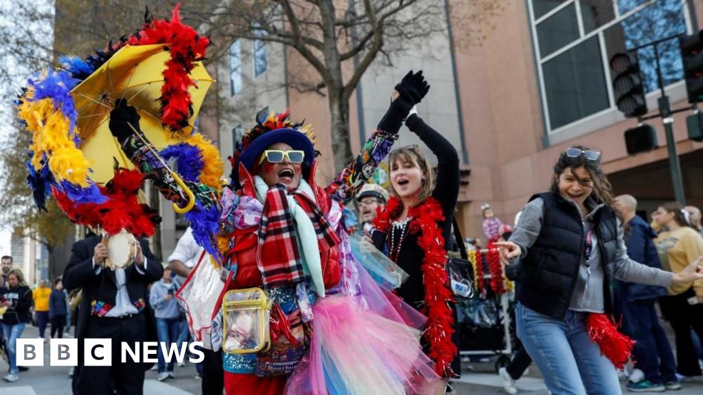 Sugar Bowl goes on in New Orleans after lethal assault