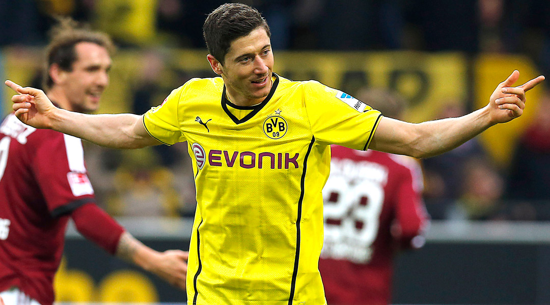 ‘I said yes to Manchester United, even though it was tough to understand everything that Sir Alex Ferguson was saying, but Borussia Dortmund said no’: Robert Lewandowski reveals failed Old Trafford move a decade ago