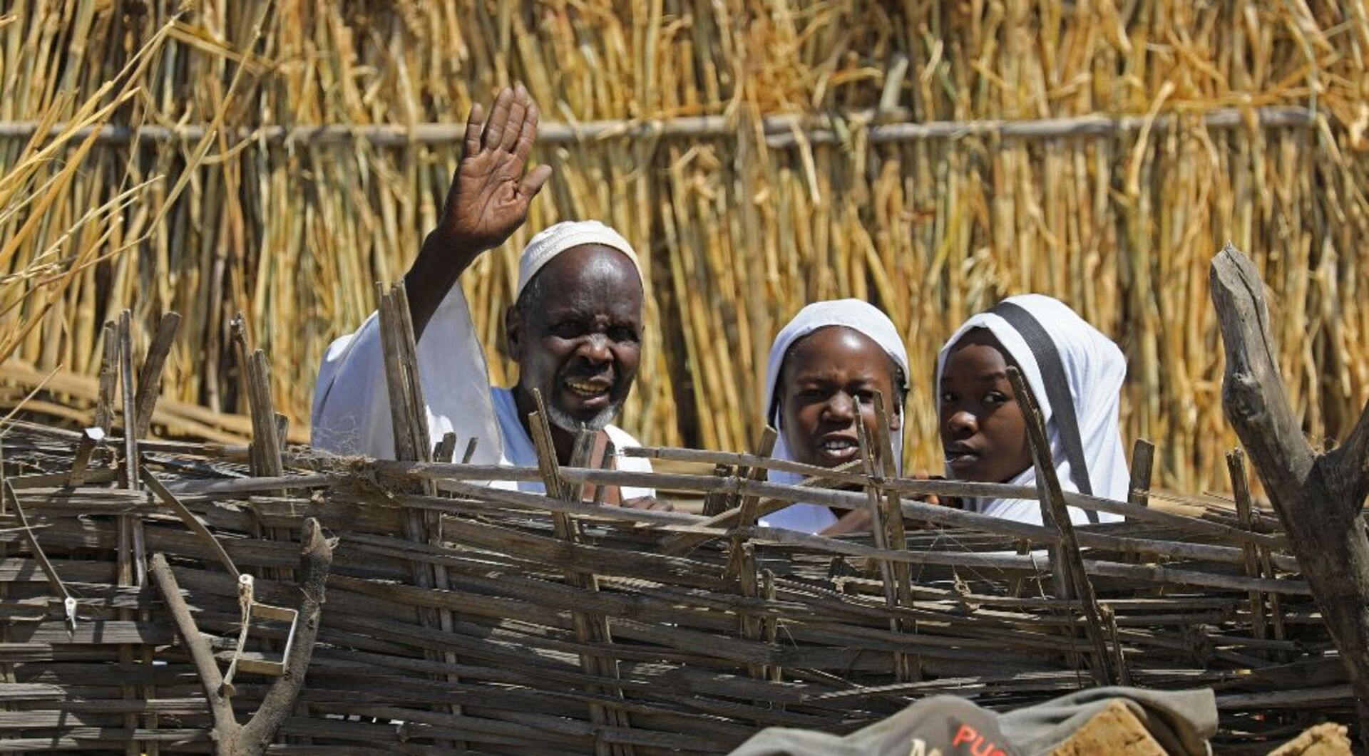 How is Sudan’s conflict worsening the humanitarian crisis? | Sudan war